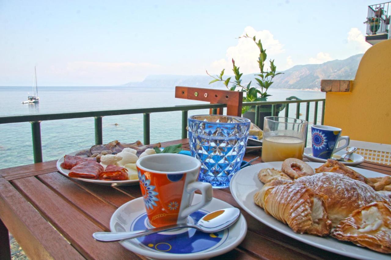 Bb Il Generale Bed & Breakfast Scilla Exterior photo